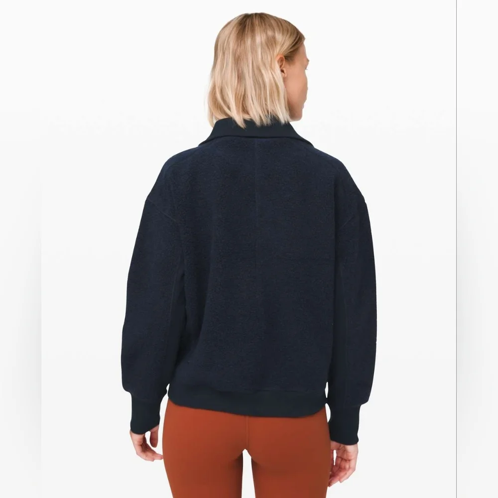 Lululemon Stand Out Sherpa 1/2 Zip In True Navy - Picture 2 of 6